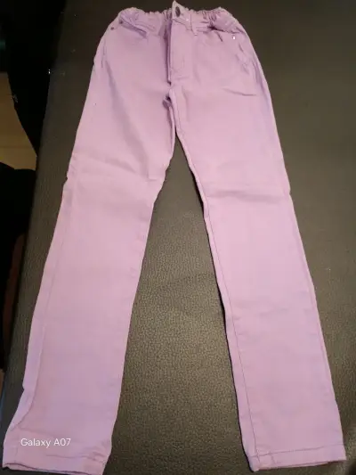 Jeans para niña, diferentes colores - miniatura 3