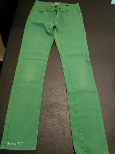 Jeans para niña, diferentes colores - miniatura 4