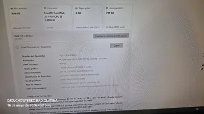 PC de escritorio con luz LED verde - miniatura 6