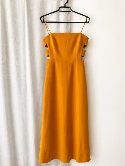 Vestido largo color mostaza - miniatura 1