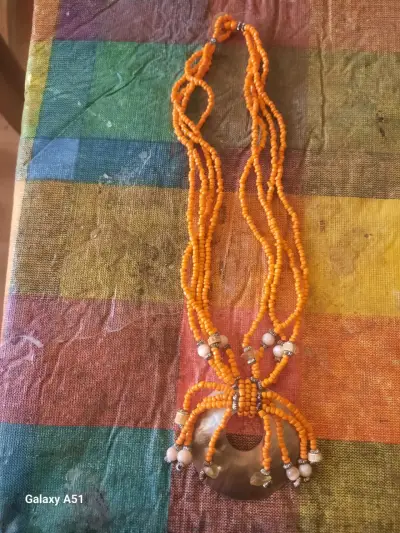 Collar de mostacilla naranjas - miniatura 1