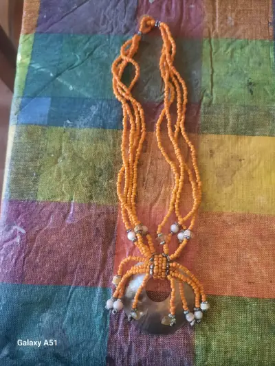 Collar de mostacilla naranjas - miniatura 4