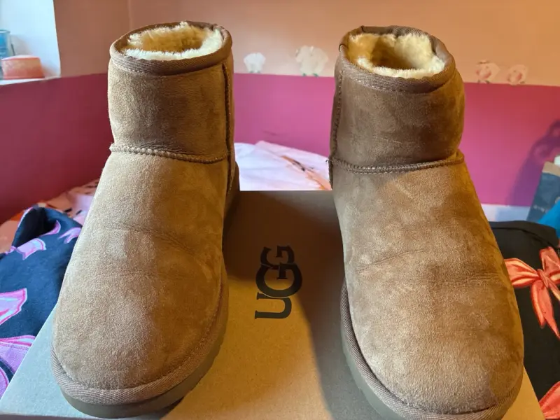 Botas UGG de gamuza marrón - 1