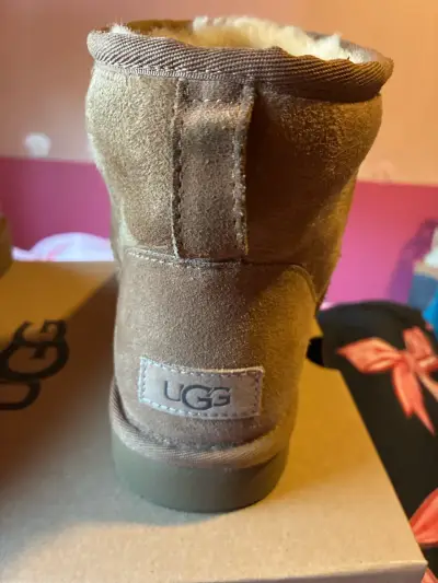 Botas UGG de gamuza marrón - miniatura 2