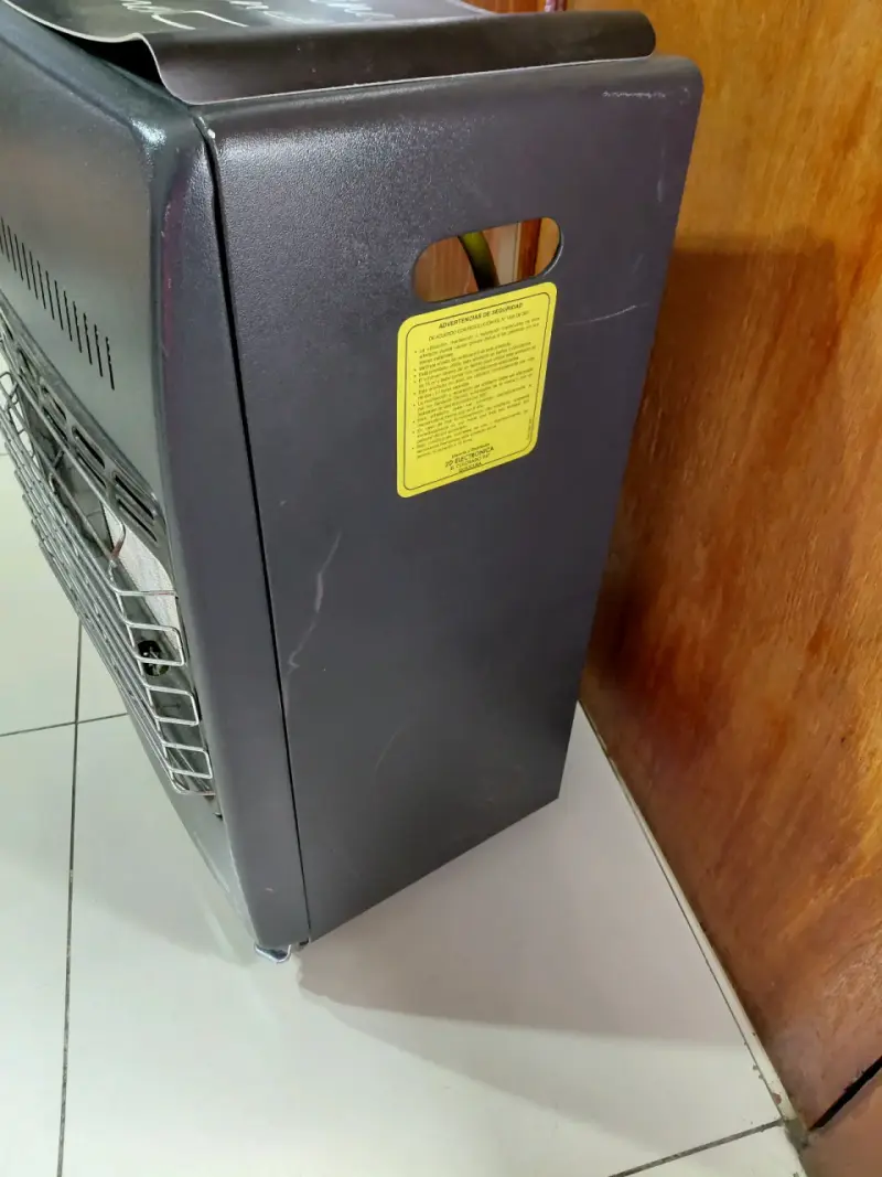 Calefactor a gas negro - 1