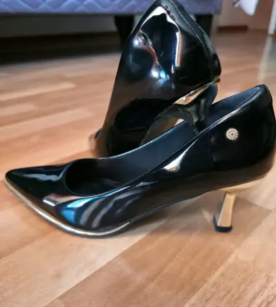 Zapatos de taco medio negros - miniatura 1