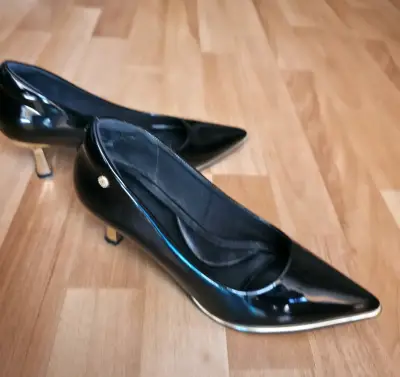 Zapatos de taco medio negros - miniatura 5