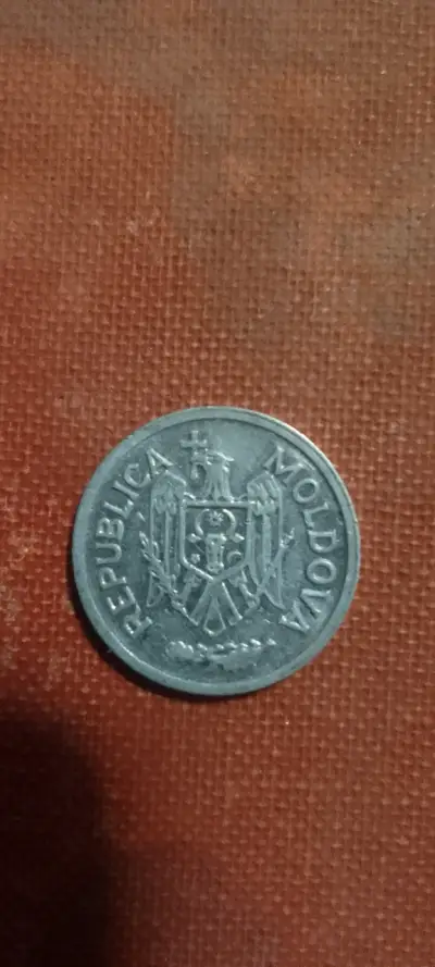 Moneda de Moldavia 5 bani 2013 - miniatura 1