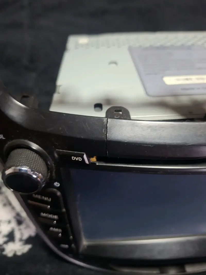 Radio hyundai accent con bisel - 4