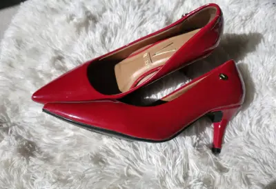 Tacones rojos charol Vizzano - miniatura 3