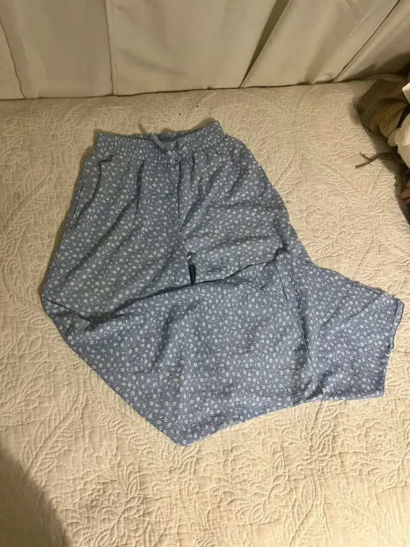 Pantalon floreado azul niña - 1