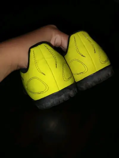 Zapatillas deportivas amarillas Adidas - miniatura 5