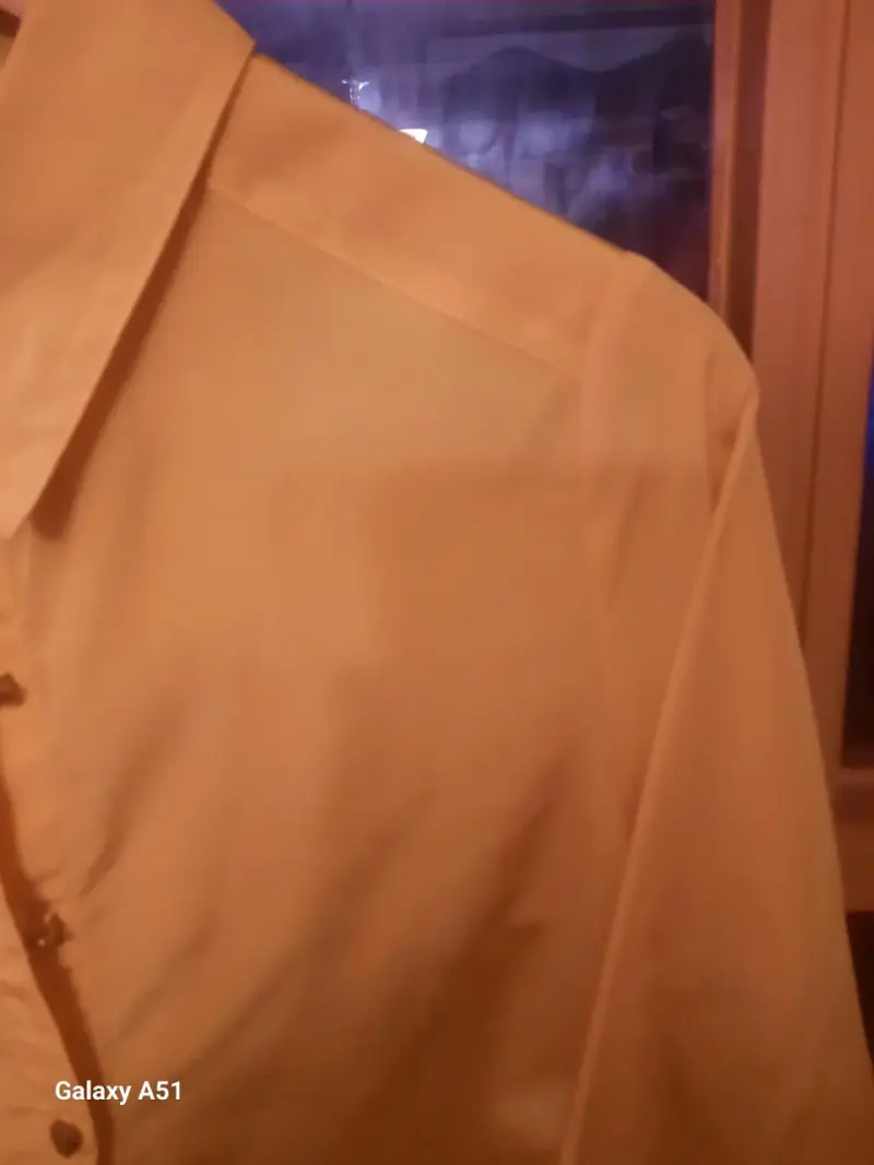 Camisa amarilla de manga larga - 2