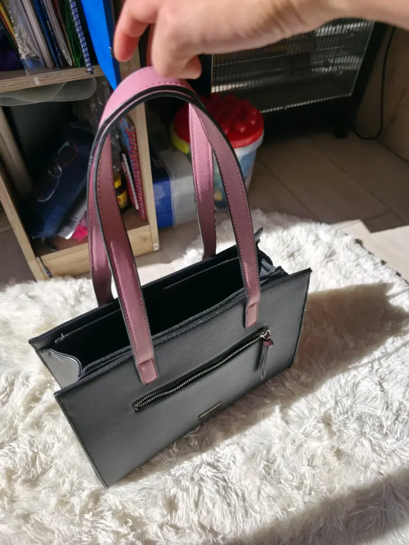 Cartera negra con asas rosas - 4
