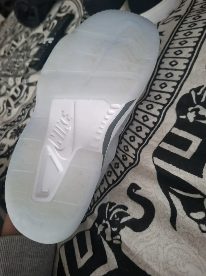 Zapatillas jordan grises - 5