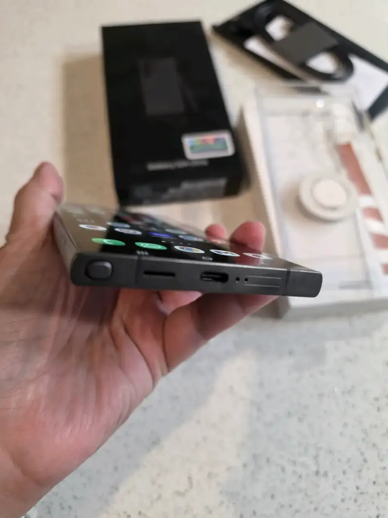 Samsung Galaxy S24 Ultra impecable - 4