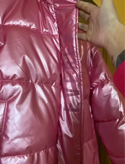 Chaqueta inflada rosa metálica - miniatura 6