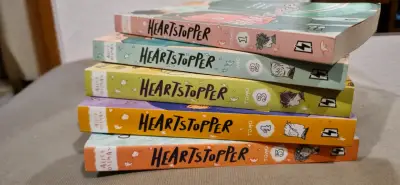 Set de libros Heartstopper tomos 1-5 - miniatura 1