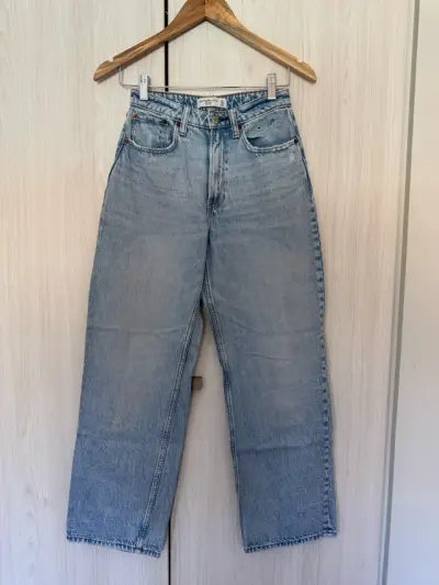 Jeans Abercrombie & Fitch - miniatura 1