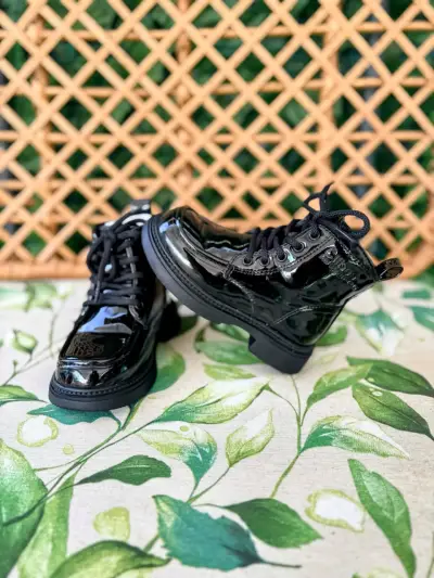 Botines negros charol talla 25 - miniatura 1