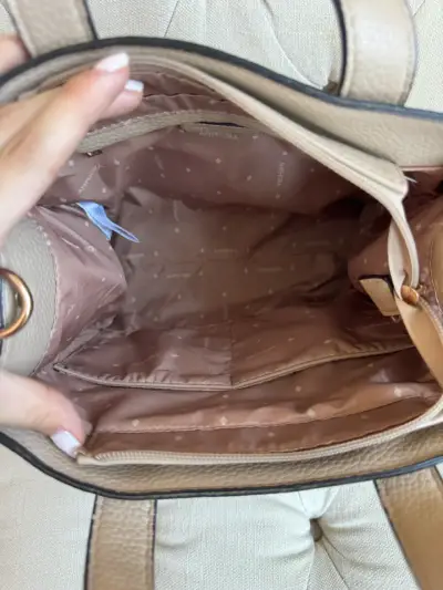 Cartera beige Amphora con correa NUEVA - miniatura 2