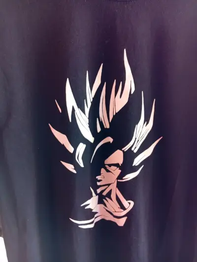 Polera negra estampada Goku - miniatura 1
