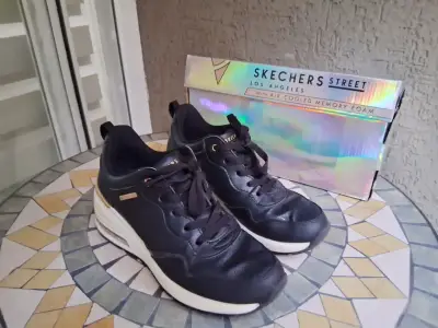 Zapatillas negras Skechers - miniatura 1