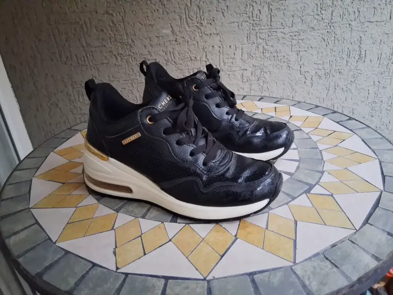 Zapatillas negras Skechers - 2