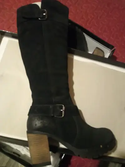 Botas bucaneras  Pollini caja original - miniatura 4