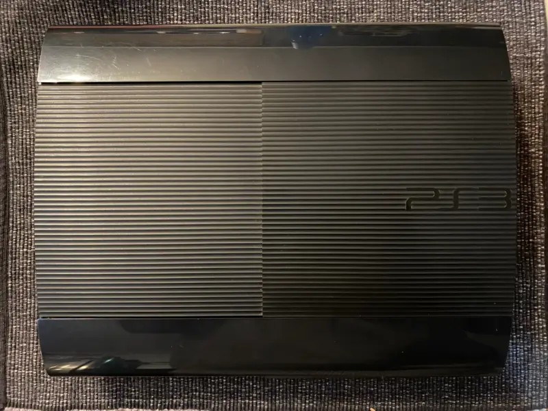Consola PS3 Super Slim - 2