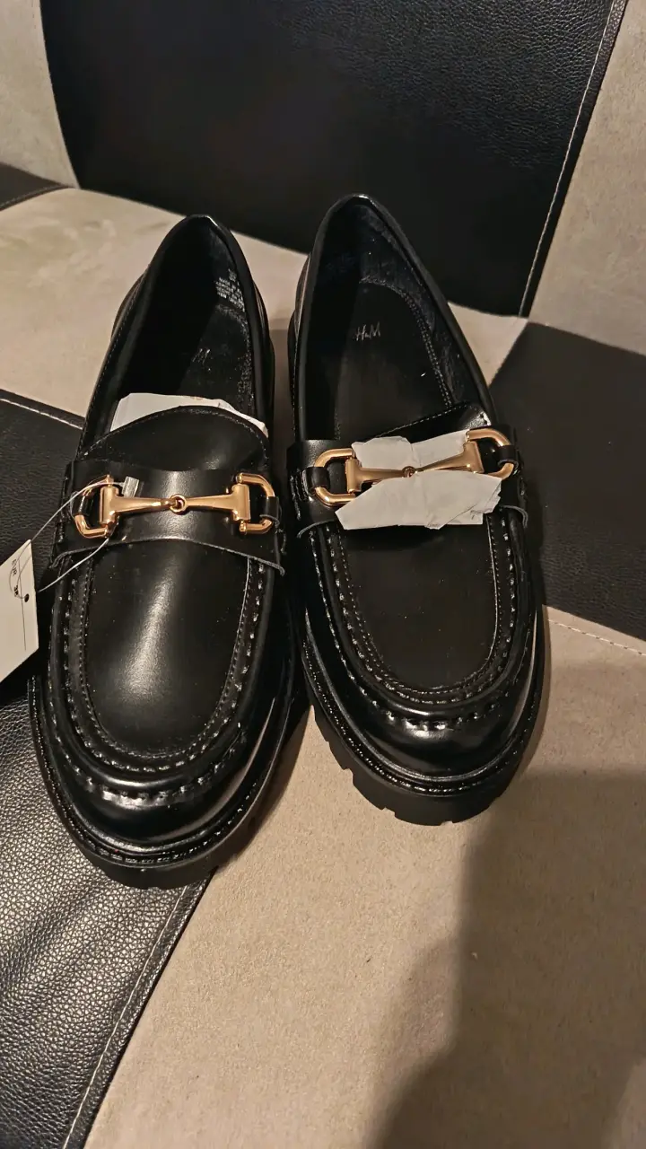Mocasines negros nuevos con hebilla - 2