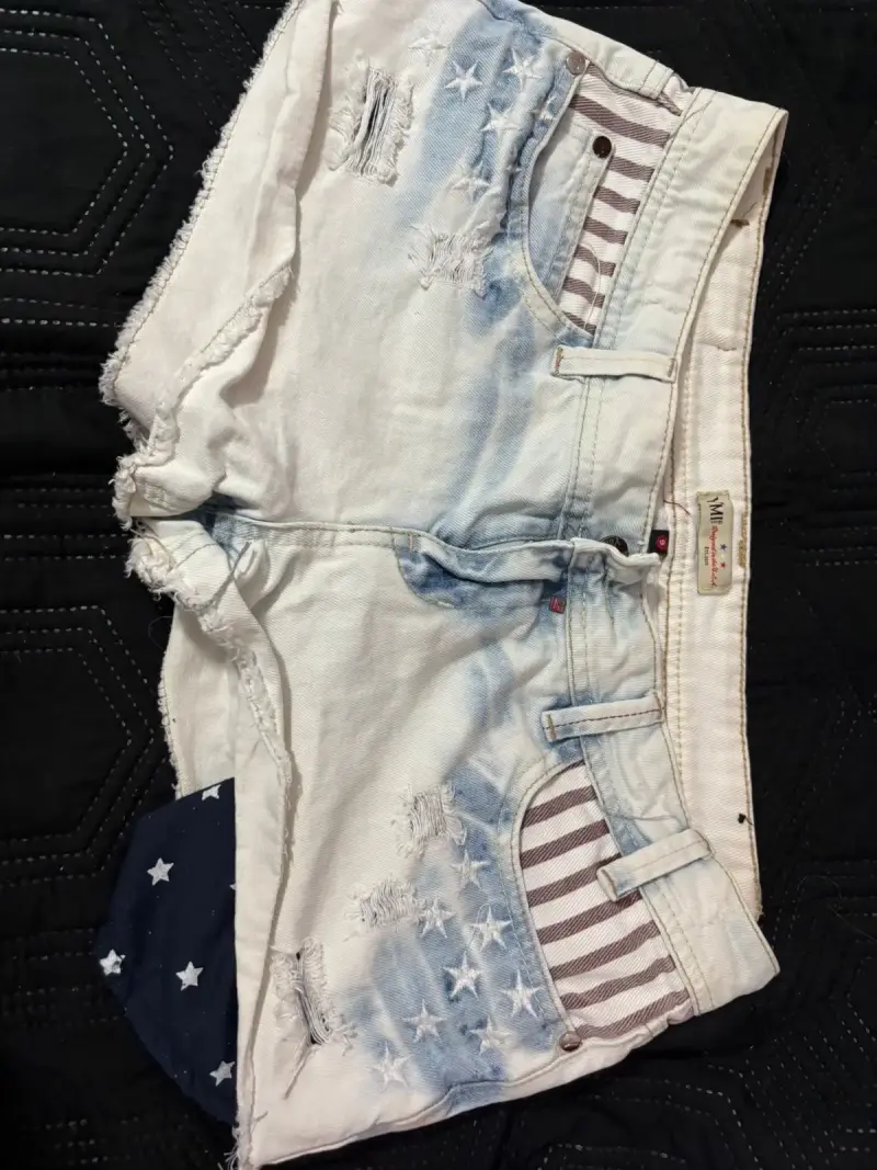 Shorts de mezclilla desgastados tiro bajo - 1