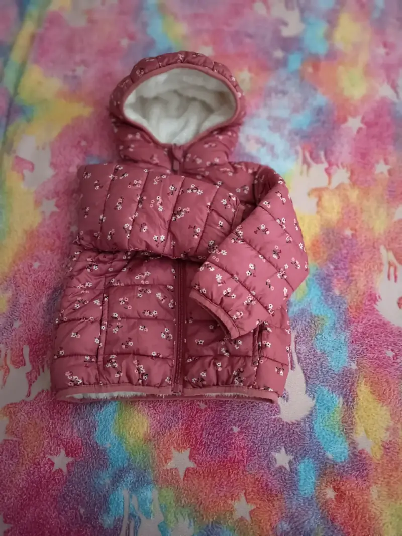 Chaleco rosado con capucha infantil - 2