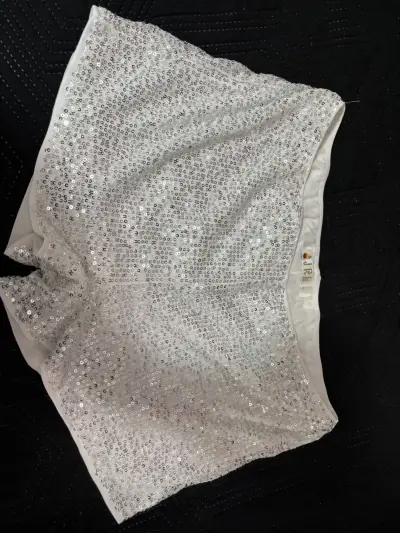 Shorts blancos con lentejuelas - miniatura 1