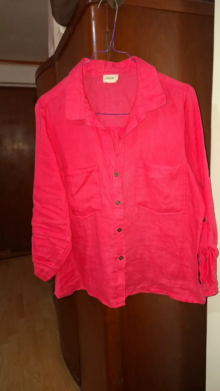 Blusa fucsia de lino