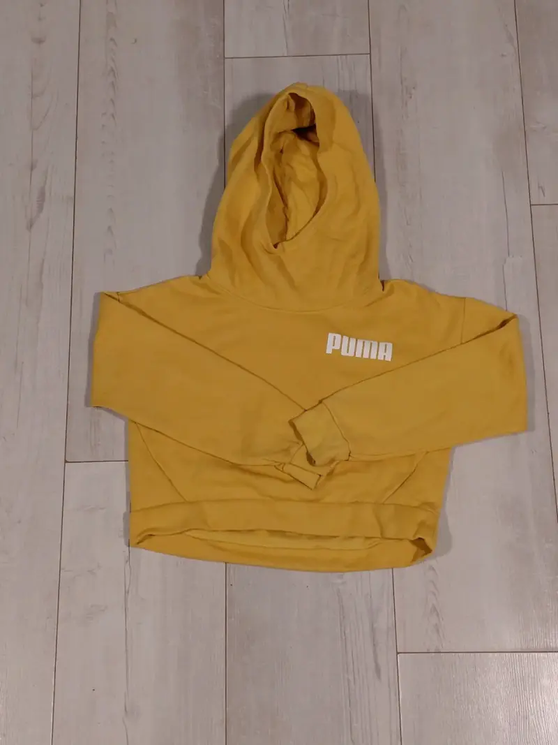 Polerón amarillo con capucha Puma