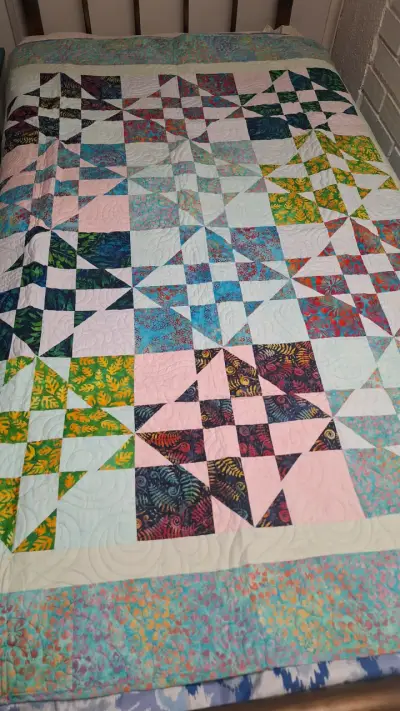 Colcha patchwork colorida - miniatura 1