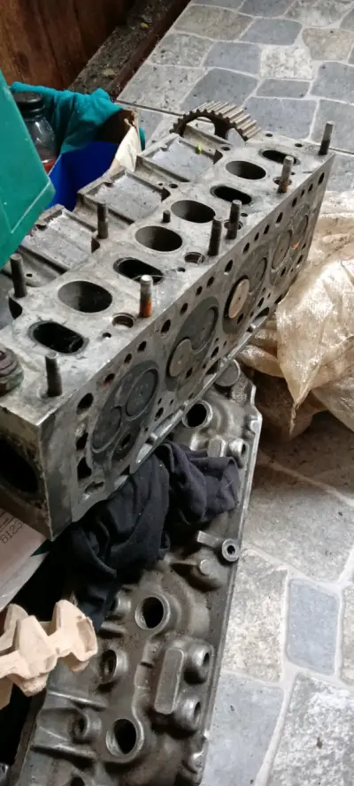 Bloque motor usado - miniatura 2