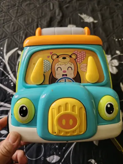Juguete educativo camioncito colorido - miniatura 1