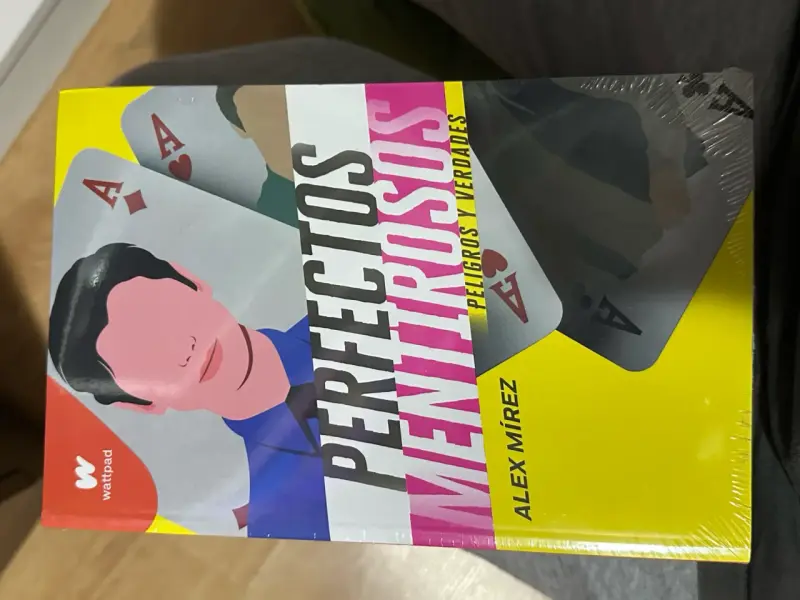 Libro Perfectos Mentirosos nuevo