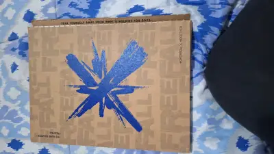 Álbum Tomorrow X Together - miniatura 1