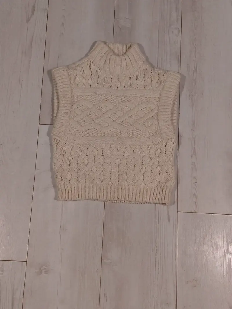 Chaleco sin mangas beige