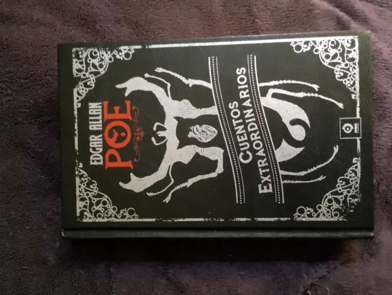 Libro Edgar Allan Poe Cuentos Extraordinarios - 1