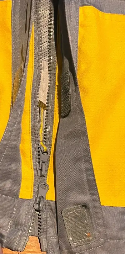 Chaqueta niño amarilla y gris - miniatura 3