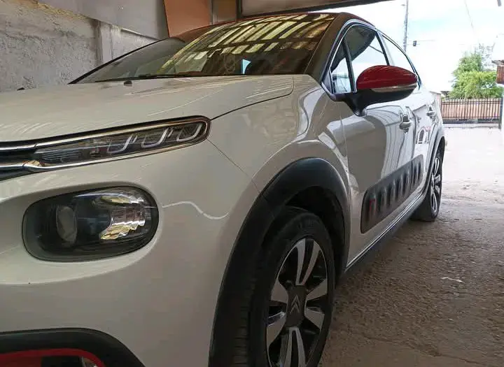Auto Citroën C3 Aircross blanco - 1