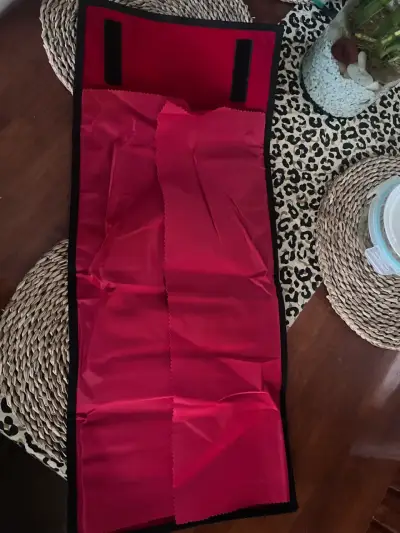 Organizador de joyas  rojo y negro - miniatura 4