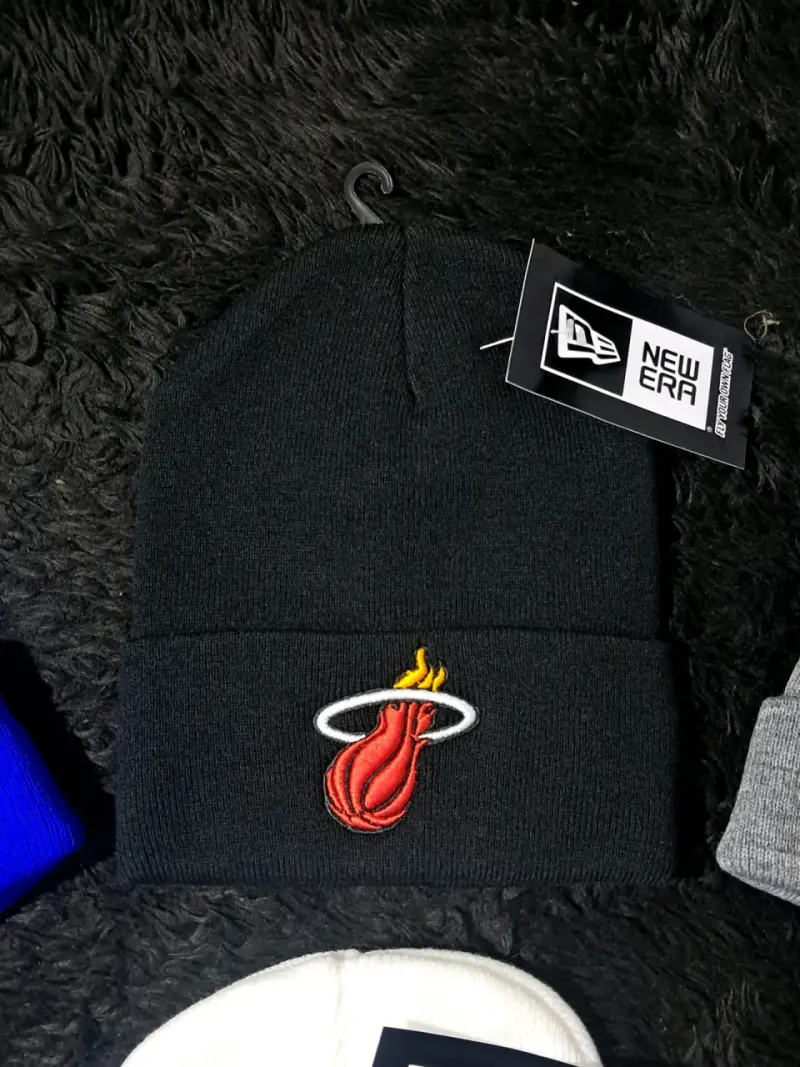 Gorritos de lana full calidad - 3