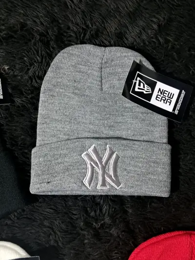 Gorritos de lana full calidad - miniatura 6