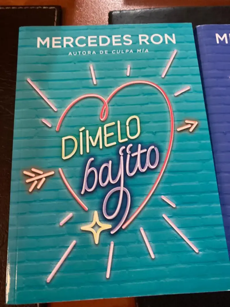 Libro Dímelo Bajito