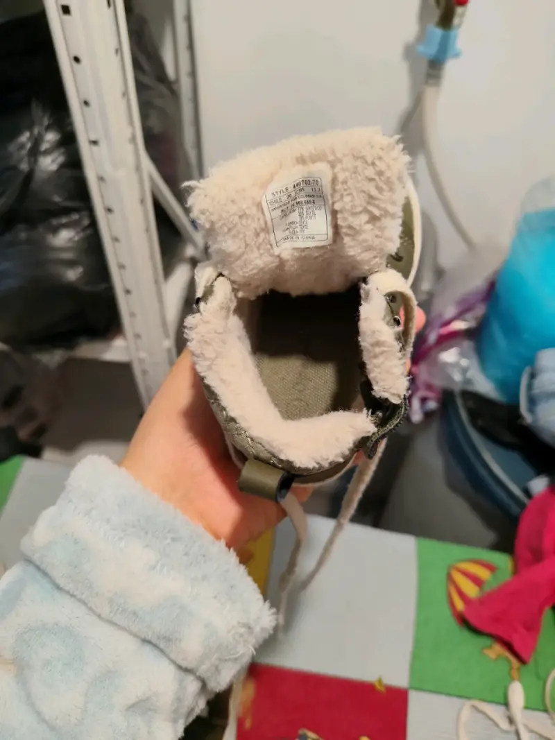 Zapatillas infantiles verdes con forro - 2